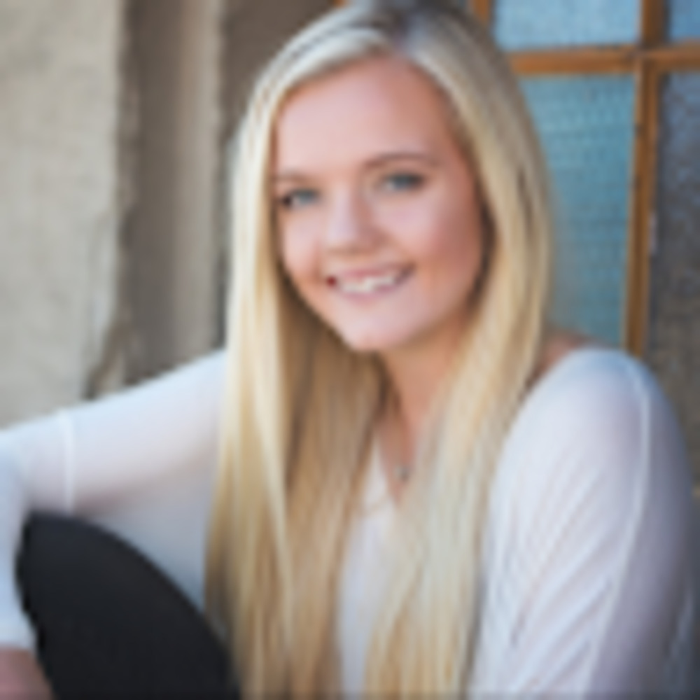 Meet your Posher, Isabelle